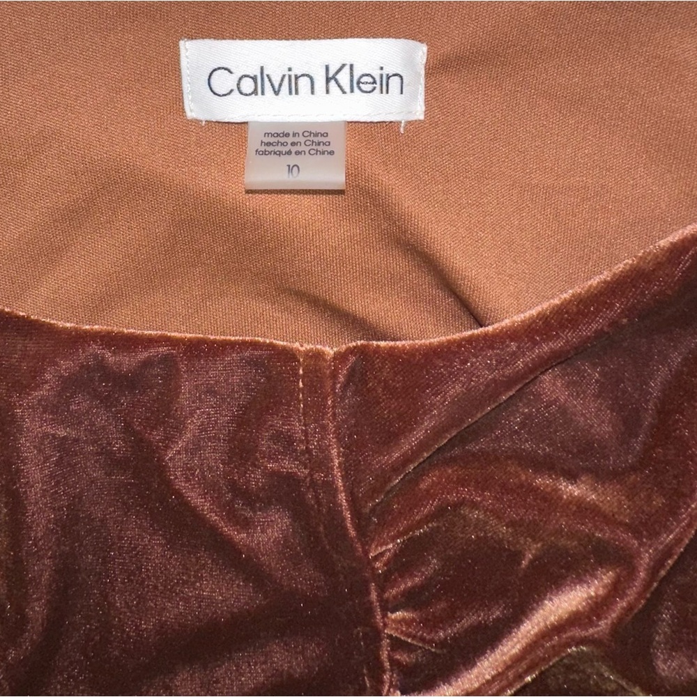 Calvin Klein Brown Velvet Runched Asymmetrical Sheath Dress Size 10 NWT Cocktail - Picture 6 of 10
